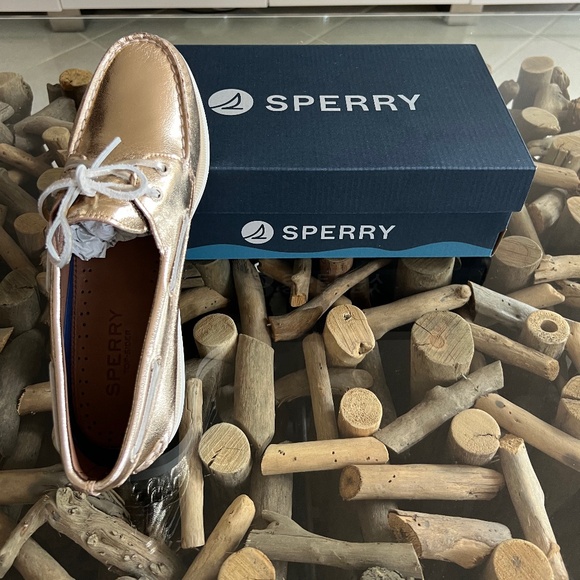 SPERRY AO 2 EYE Gold Leather Boat Shoes - Picture 4 of 12